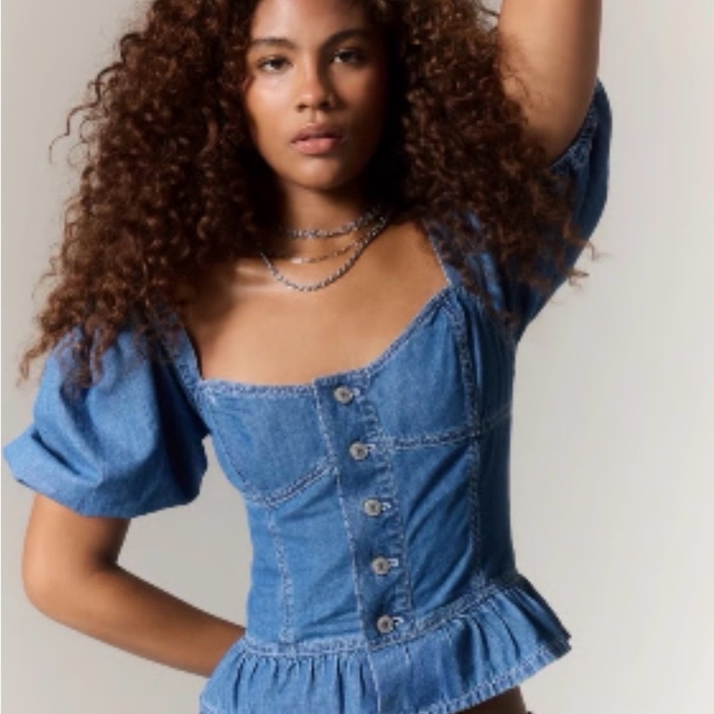 American Eagle Outfitters Blue Denim Puff Sleeve Blouse